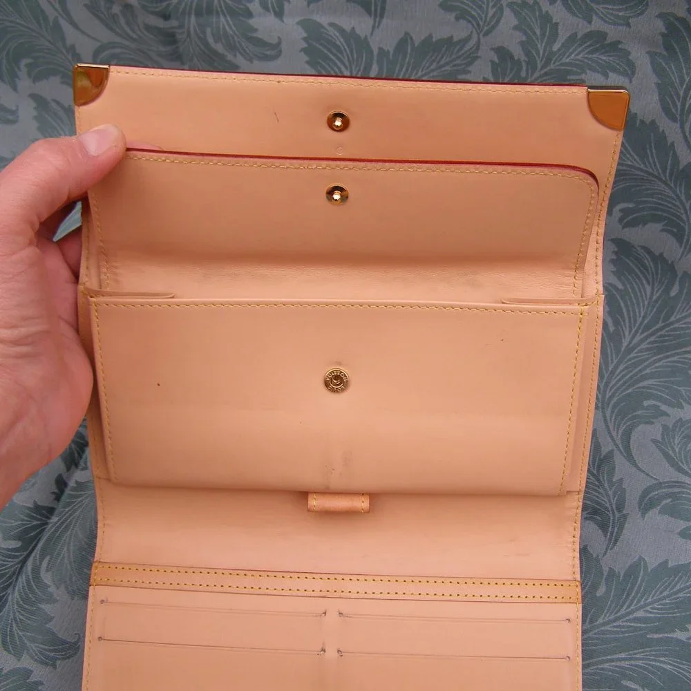 RARE Louis Vuitton x Murakami International Wallet EUC